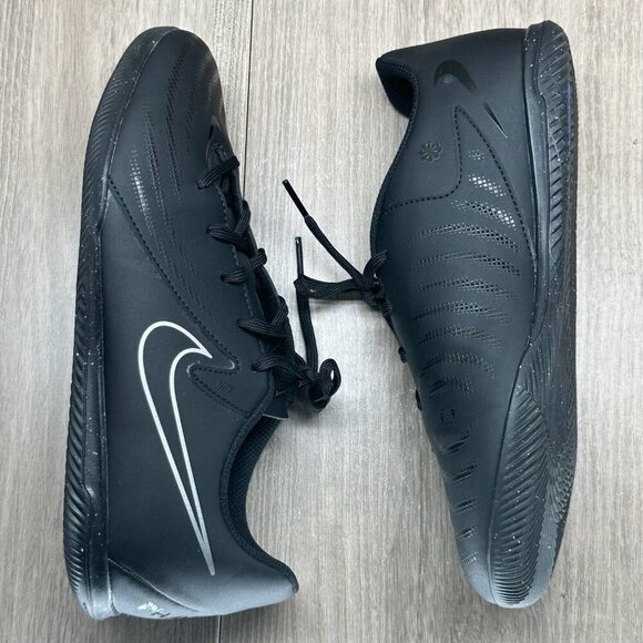 Nike Shoes Youth 6Y Jr Phantom GX II Club Indoor Trainers Black FJ2606 - Picture 4 of 12